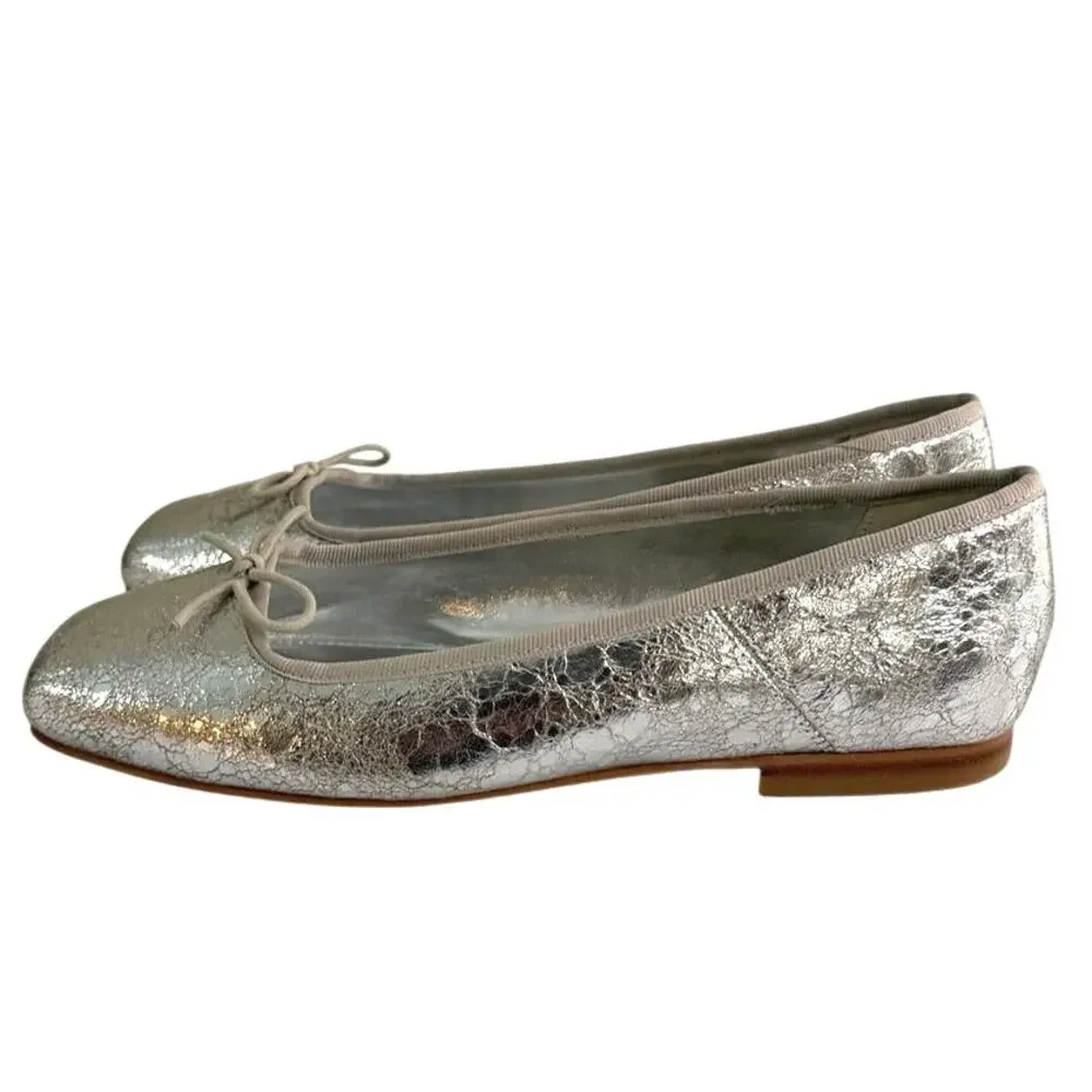 New without box dolce vita silver distressed leather anisa ballet flat size 9